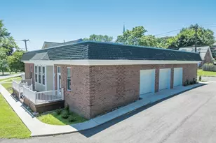 27 Bardwell St, South Hadley, MA 01075 - Photo 21