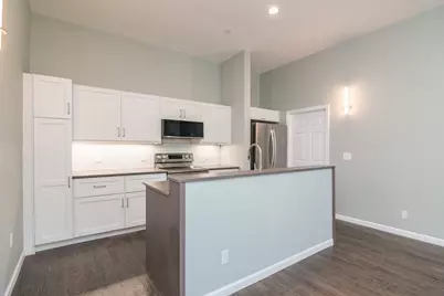 27 Bardwell St. #4, South Hadley, MA 01075 - Photo 9