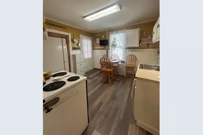 22 South Street, North Adams, MA 01247 - Photo 7