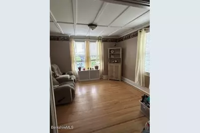22 South Street, North Adams, MA 01247 - Photo 9