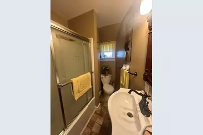 22 South Street, North Adams, MA 01247 - Photo 13