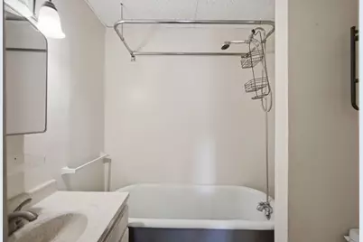 40 Warriner Ave, Springfield, MA 01108 - Photo 23