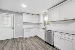 52 Navajo Rd, Springfield, MA 01109 - Photo 15