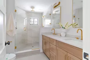 712 Watertown St, Newton, MA 02460 - Photo 17