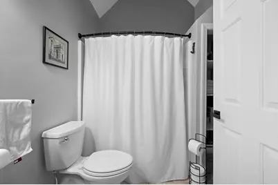 32 Providence St #8, Worcester, MA 01604 - Photo 23