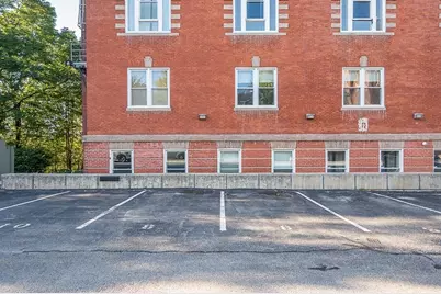 32 Providence St #8, Worcester, MA 01604 - Photo 25