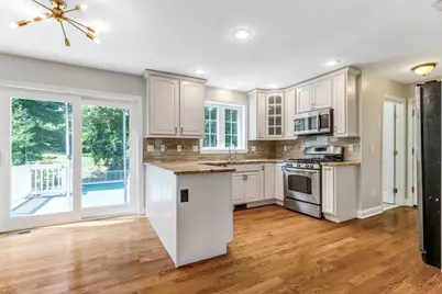 32 Adams St, Foxboro, MA 02035 - Photo 7