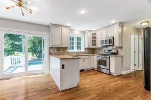 32 Adams St, Foxboro, MA 02035 - Photo 7