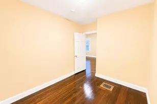 19 Bradford St, Everett, MA 02149 - Photo 15