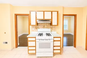 19 Bradford St, Everett, MA 02149 - Photo 11