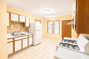 19 Bradford St, Everett, MA 02149 - Photo 9