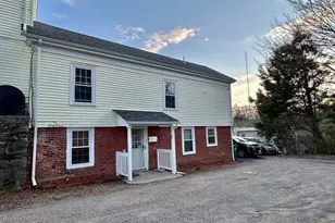 969 Chestnut St, Newton, MA 02464 - Photo 1