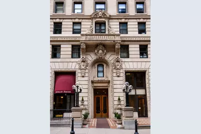 21 Beacon St #3R, Boston, MA 02108 - Photo 11
