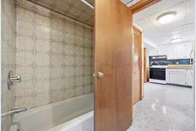 410 Crescent St, East Bridgewater, MA 02333 - Photo 9