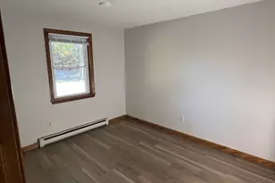 35 School St, Dracut, MA 01826 - Photo 15