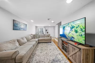 26 Vine St #26, Milford, MA 01757 - Photo 5