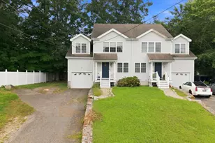 26 Vine St, Milford, MA 01757 - Photo 3