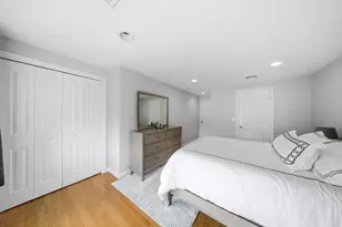26 Vine St, Milford, MA 01757 - Photo 17