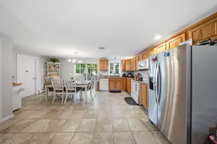 26 Vine St, Milford, MA 01757 - Photo 7