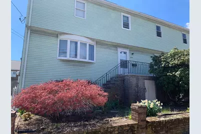 589 Riverside Ave #1, Medford, MA 02155 - Photo 1