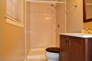 35 Lake Shore Ct, Boston, MA 02135 - Photo 9