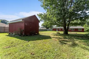 9 Lynnwood Ave, Swansea, MA 02777 - Photo 33