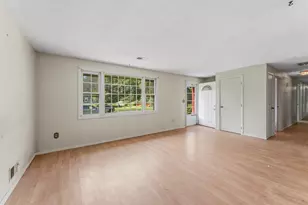 9 Lynnwood Ave, Swansea, MA 02777 - Photo 3