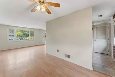 9 Lynnwood Ave, Swansea, MA 02777 - Photo 7