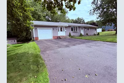 75 Longwood Dr, Chicopee, MA 01020 - Photo 1