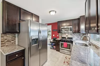 75 Longwood Dr, Chicopee, MA 01020 - Photo 15