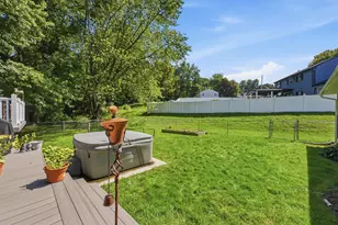 75 Longwood Dr, Chicopee, MA 01020 - Photo 5