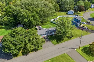 75 Longwood Dr, Chicopee, MA 01020 - Photo 11
