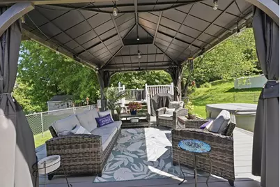 75 Longwood Dr, Chicopee, MA 01020 - Photo 7