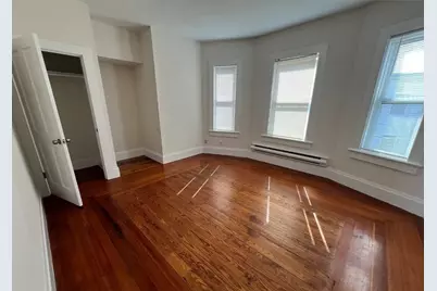 27 Buttonwood St #3, Boston, MA 02125 - Photo 7