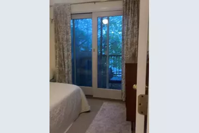 173 W 2nd St #3, Boston, MA 02127 - Photo 9