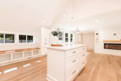 888 Phinneys Ln, Barnstable, MA 02632 - Photo 15