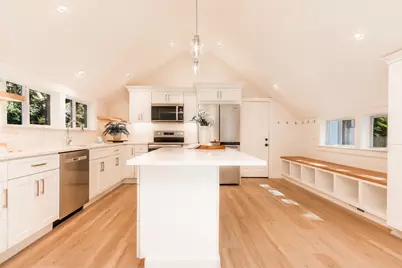 888 Phinneys Ln, Barnstable, MA 02632 - Photo 11