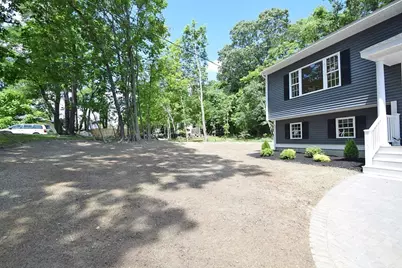 2 Clarendon Circle #Lot 7, Holbrook, MA 02343 - Photo 23