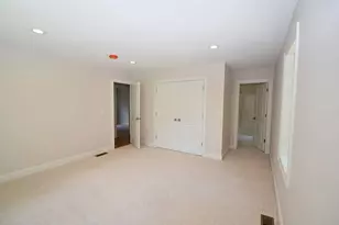 2 Clarendon Cir, Holbrook, MA 02343 - Photo 13