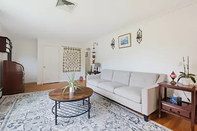 4 Willow St, Franklin, MA 02038 - Photo 7