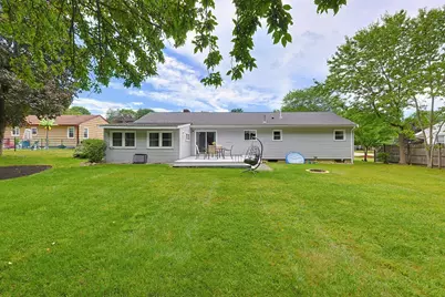 4 Willow St, Franklin, MA 02038 - Photo 35