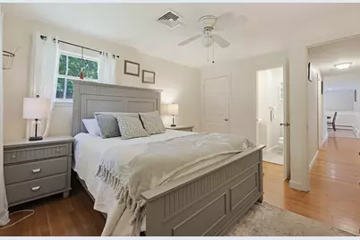 4 Willow St, Franklin, MA 02038 - Photo 19
