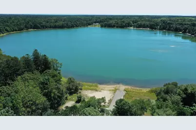 126 Willimantic Dr, Barnstable, MA 02648 - Photo 3