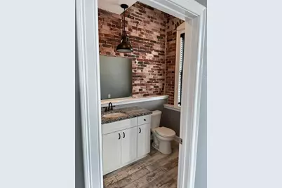 128 Washington St, Haverhill, MA 01832 - Photo 11