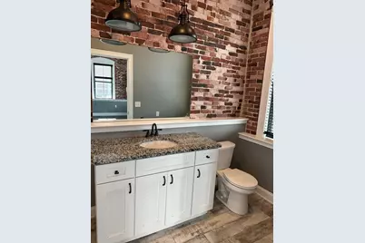 128 Washington St, Haverhill, MA 01832 - Photo 3
