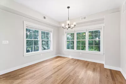 30 Valmor St, Worcester, MA 01604 - Photo 9