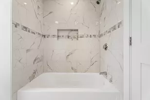 32 Valmor St, Worcester, MA 01604 - Photo 21
