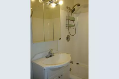 12 Stoneholm #519, Boston, MA 02115 - Photo 7