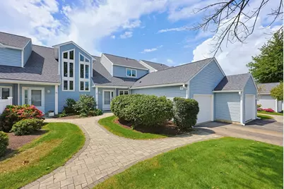 12 Fairway Dr #Golfview, Plymouth, MA 02360 - Photo 1