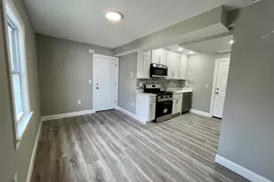103 Felton St, Waltham, MA 02453 - Photo 1